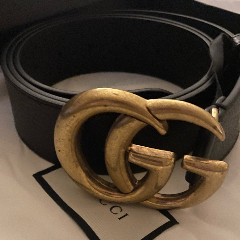 Black gucci belt used few times only! In very good condition( bag and box)